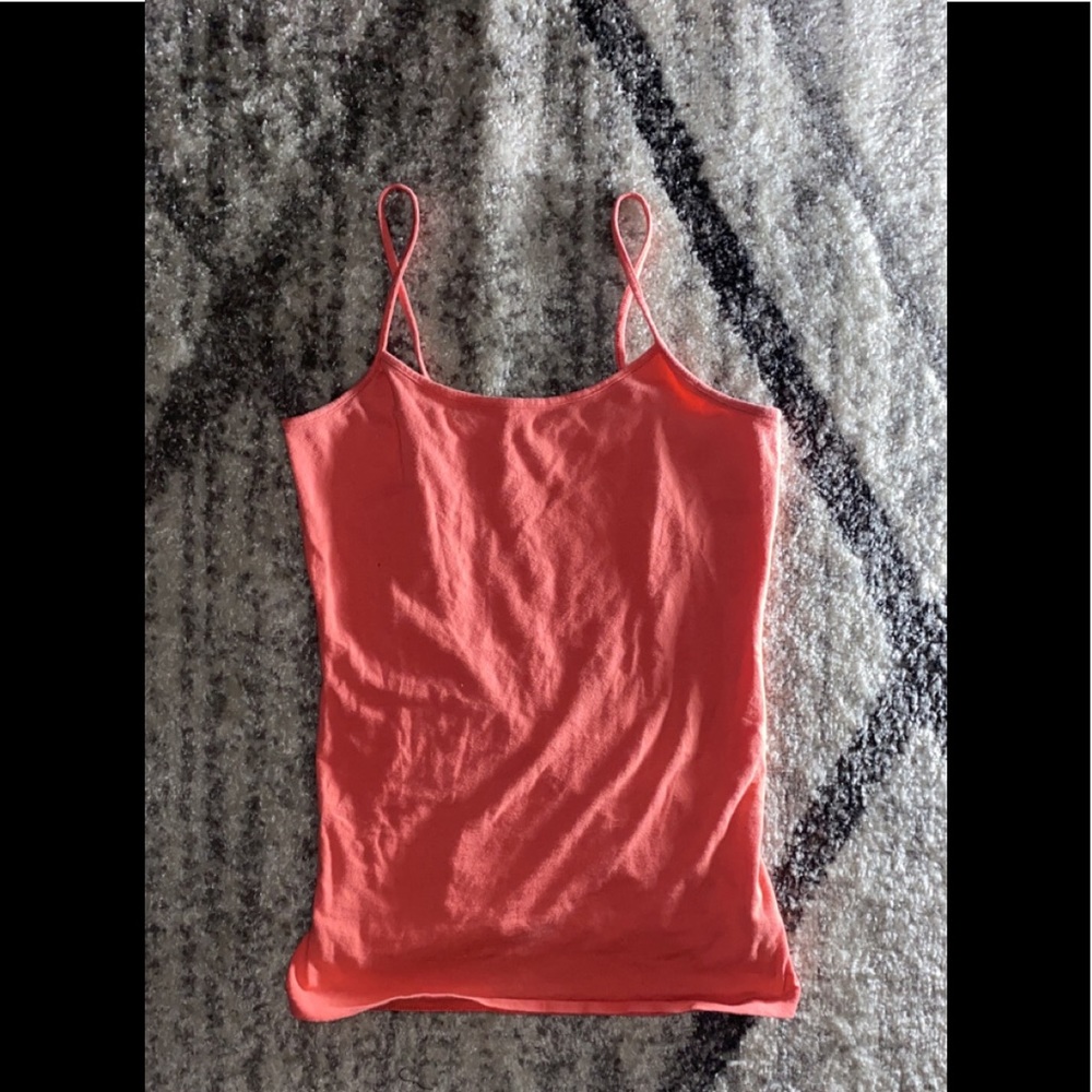 Peach colored tank top